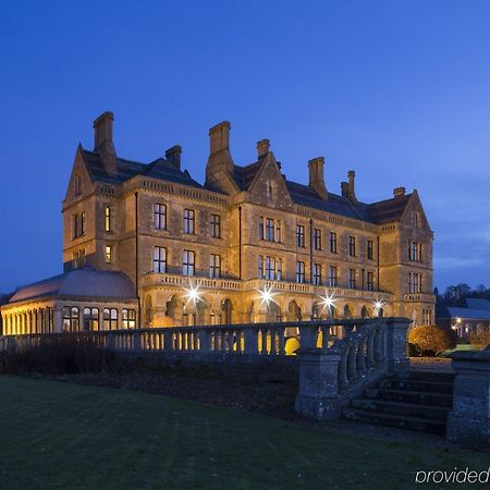 เมอร์เคียว วอริคไชร์ วอลตัน ฮอลล์ โฮเต็ลแอนด์สปา Hotel Wellesbourne ภายนอก รูปภาพ