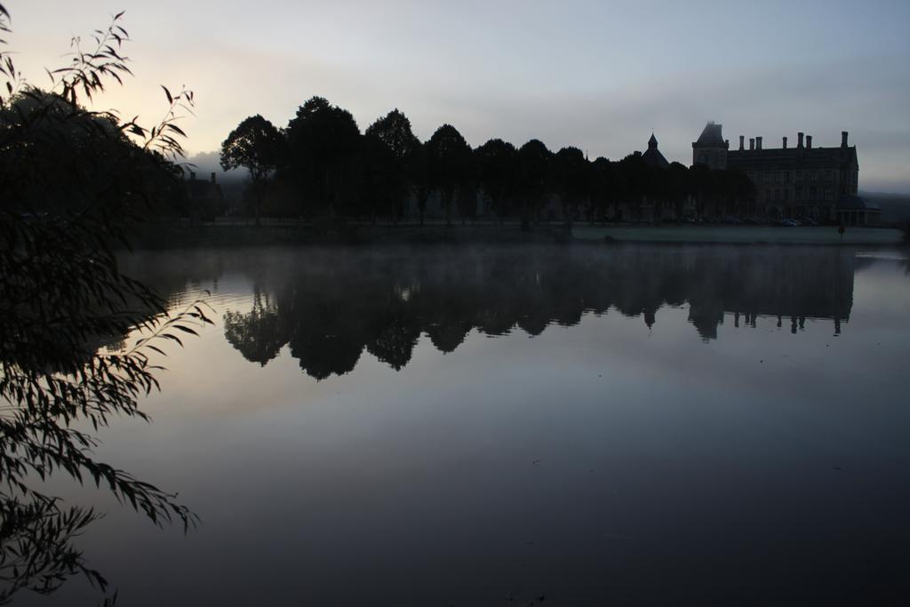 เมอร์เคียว วอริคไชร์ วอลตัน ฮอลล์ โฮเต็ลแอนด์สปา Hotel Wellesbourne ภายนอก รูปภาพ