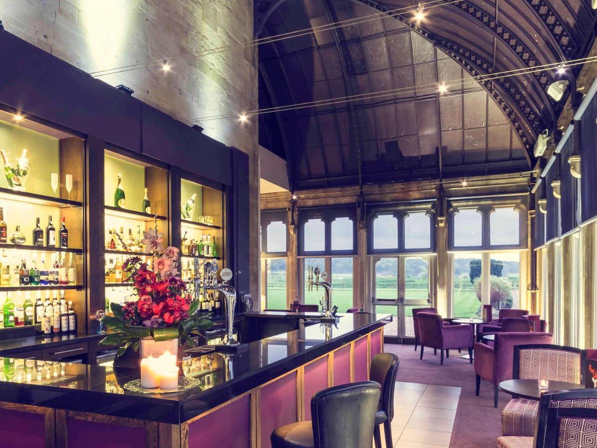 เมอร์เคียว วอริคไชร์ วอลตัน ฮอลล์ โฮเต็ลแอนด์สปา Hotel Wellesbourne ภายนอก รูปภาพ